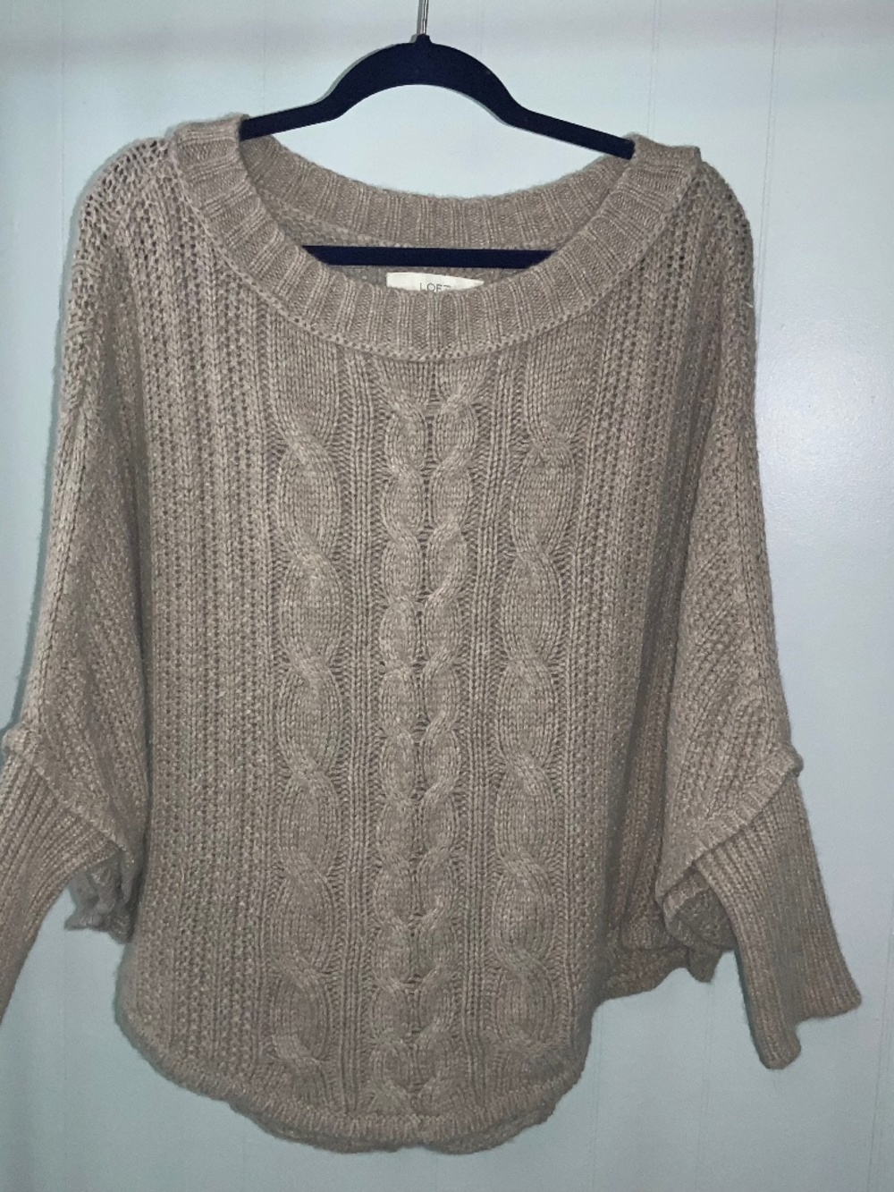 Loft wool cotton blend beige batwing sweater Sz M cable knit